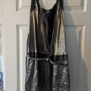Black and Gray Sleeveless Dress